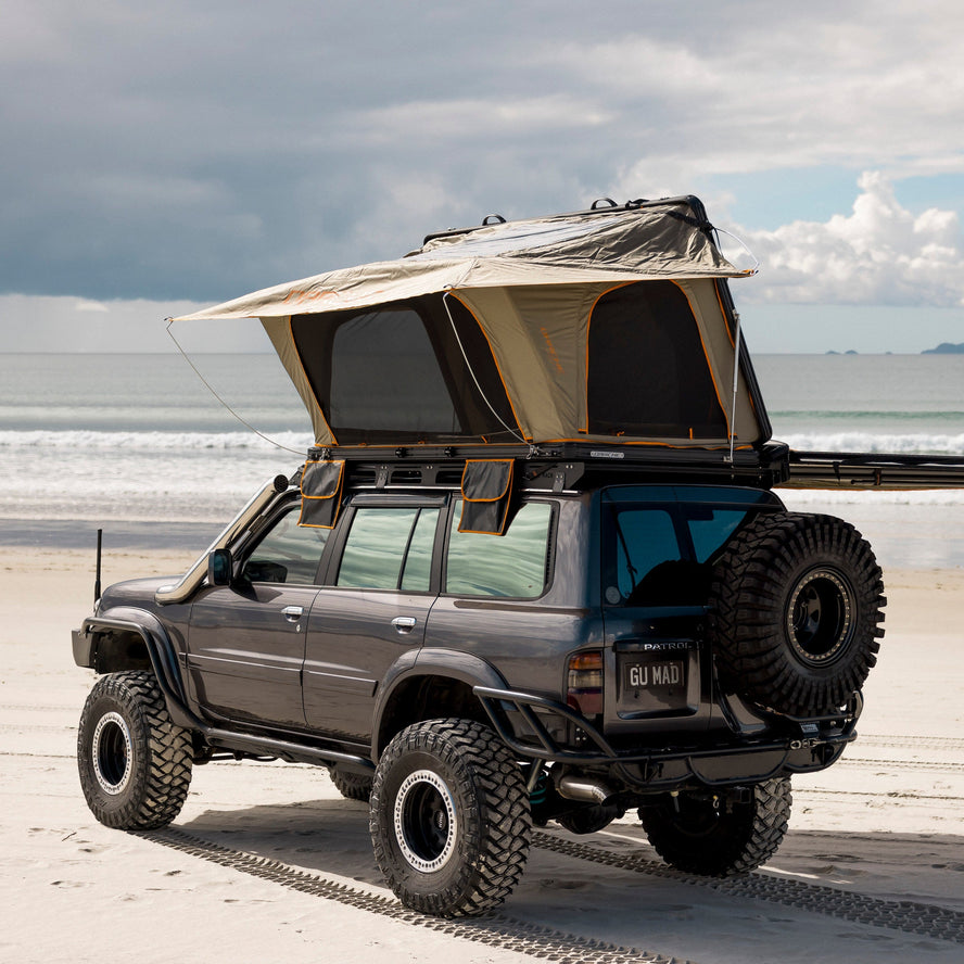 HIGHLAND 1300  ROOF TOP TENT