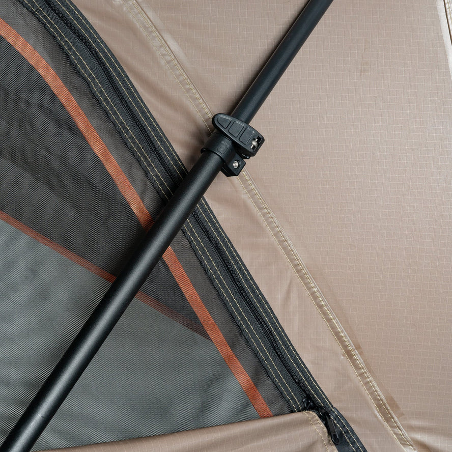 Double Dee Compact Hybrid Hard Shell